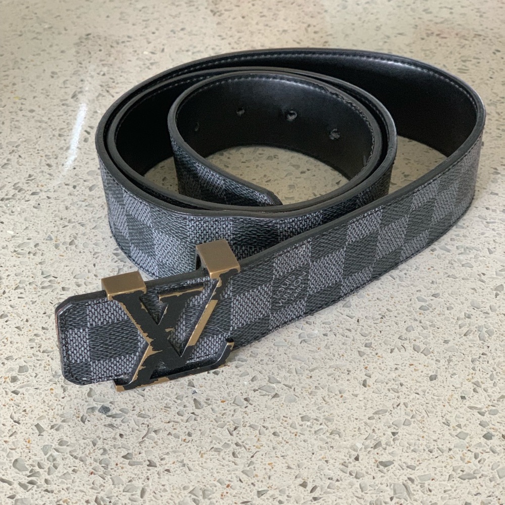 Authentic Men’s Graphite Damier Louis Vuitton belt